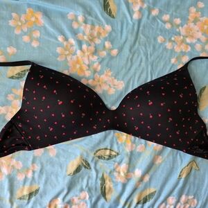 Victoria Secret Pink bra in cherry Print, 36B- NWOT